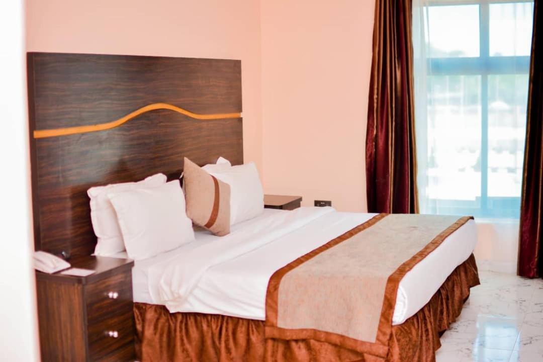 Wetland Hotel Ughelli Εξωτερικό φωτογραφία